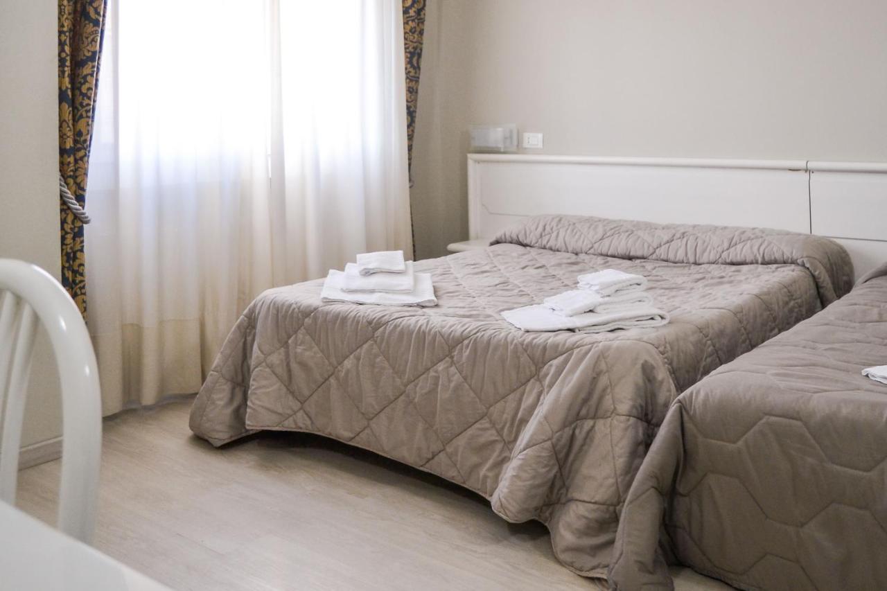 Hotel Domus Maranello Ngoại thất bức ảnh