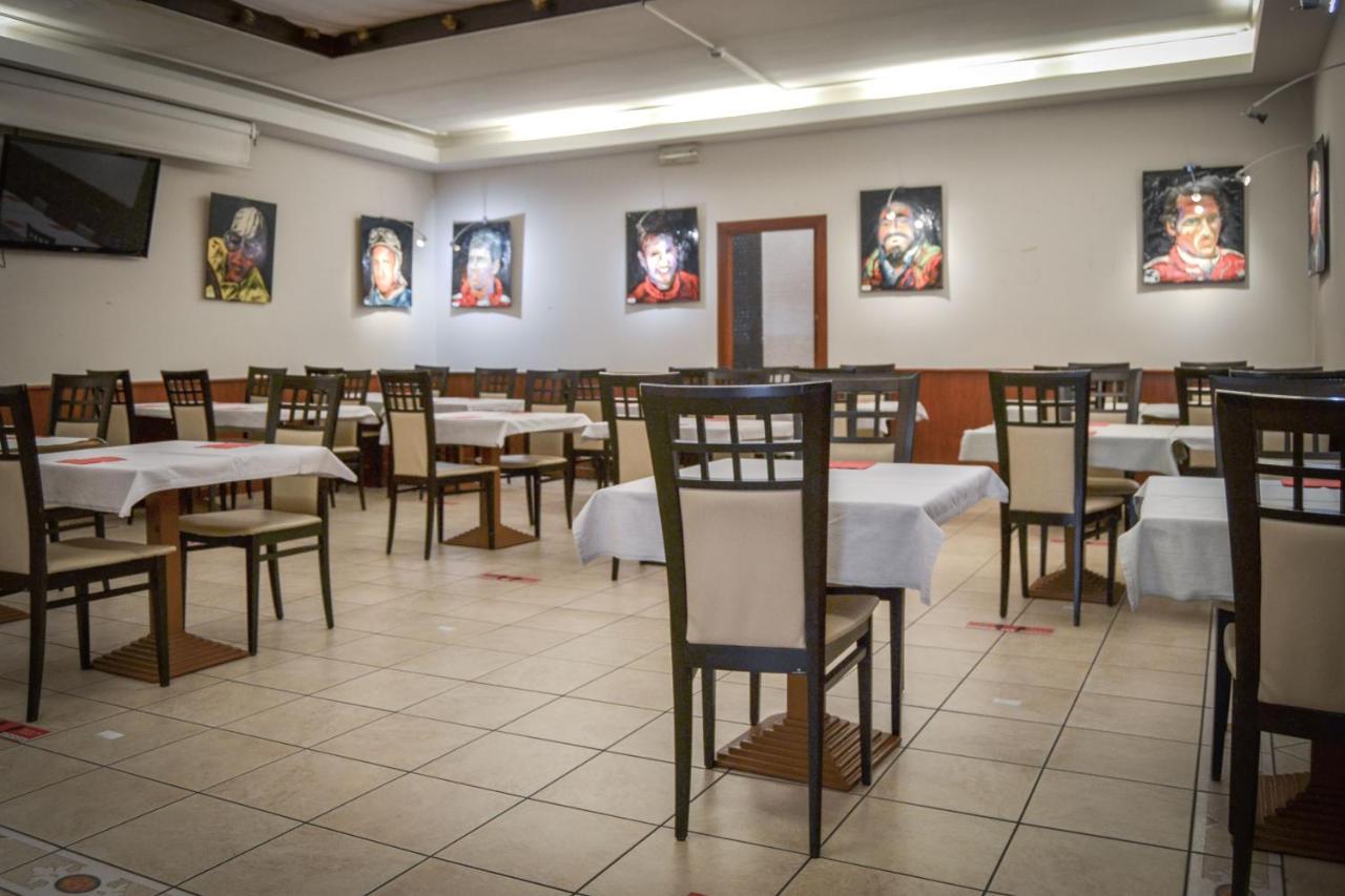 Hotel Domus Maranello Ngoại thất bức ảnh