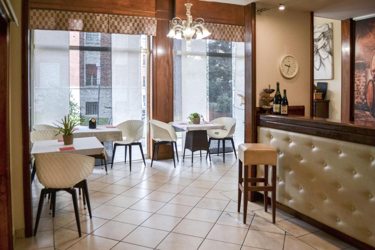 Hotel Domus Maranello Ngoại thất bức ảnh