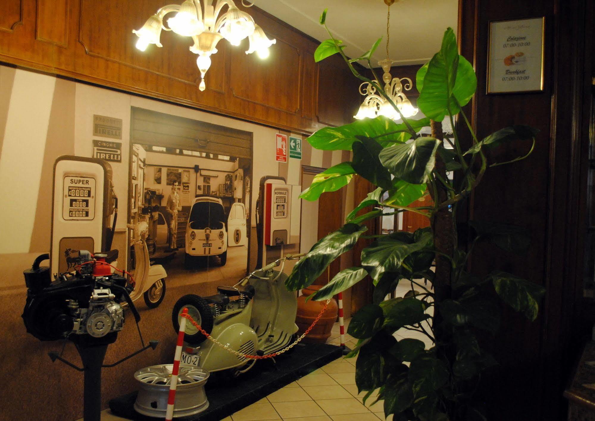 Hotel Domus Maranello Ngoại thất bức ảnh