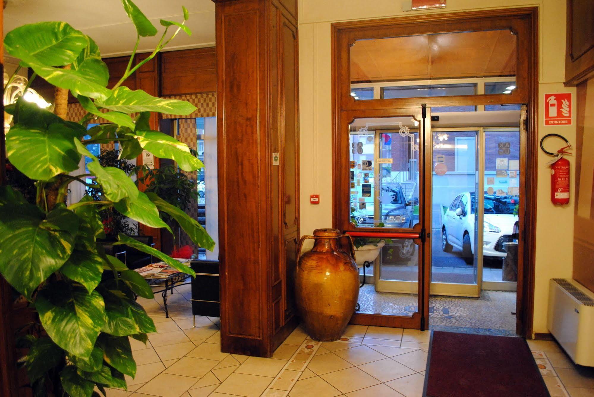 Hotel Domus Maranello Ngoại thất bức ảnh