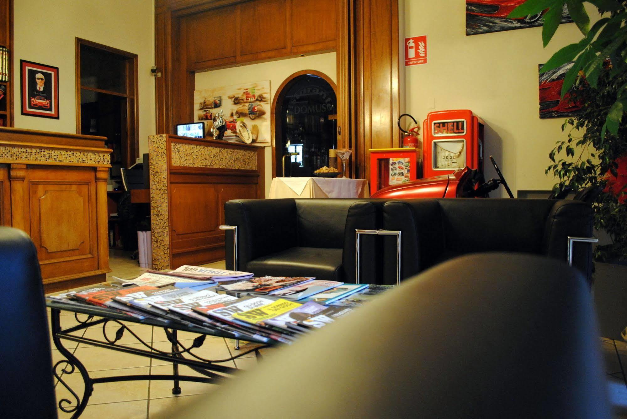 Hotel Domus Maranello Ngoại thất bức ảnh